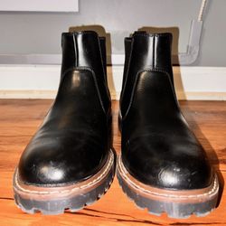 Black Chelsea Boots