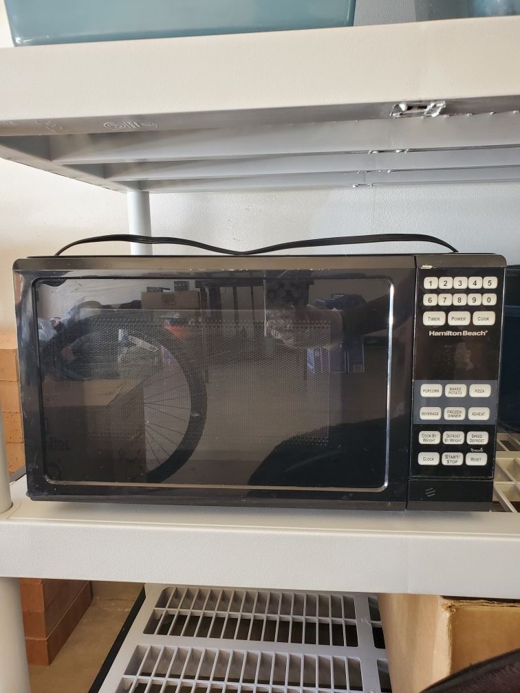 Microwave Oven