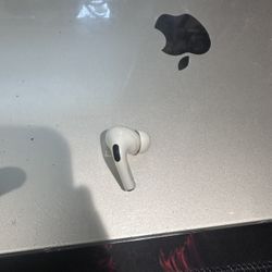 right airpod