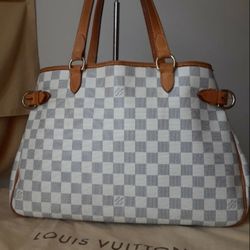 Louis Vuitton Purse