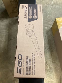 Handheld leaf blower