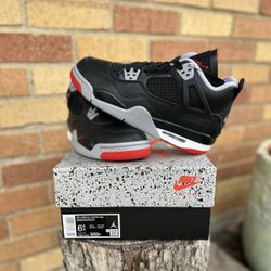 Jordan 4 Retro “Bred Reimagined” GS  Size 6.5Y