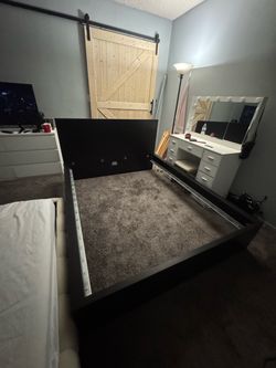 Queen size bed frame