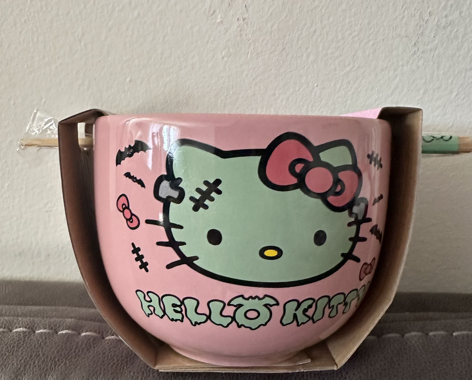 Hello Kitty Halloween Bowl With Chopsticks