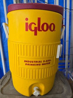 Water cooler