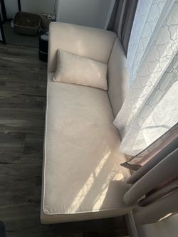 White lounge couch
