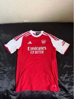 Arsenal red soccer jersey