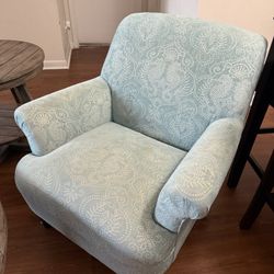 2 Tables And 2 Chairs 