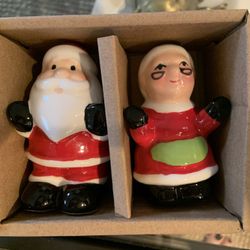 Salt & Pepper Shakers 