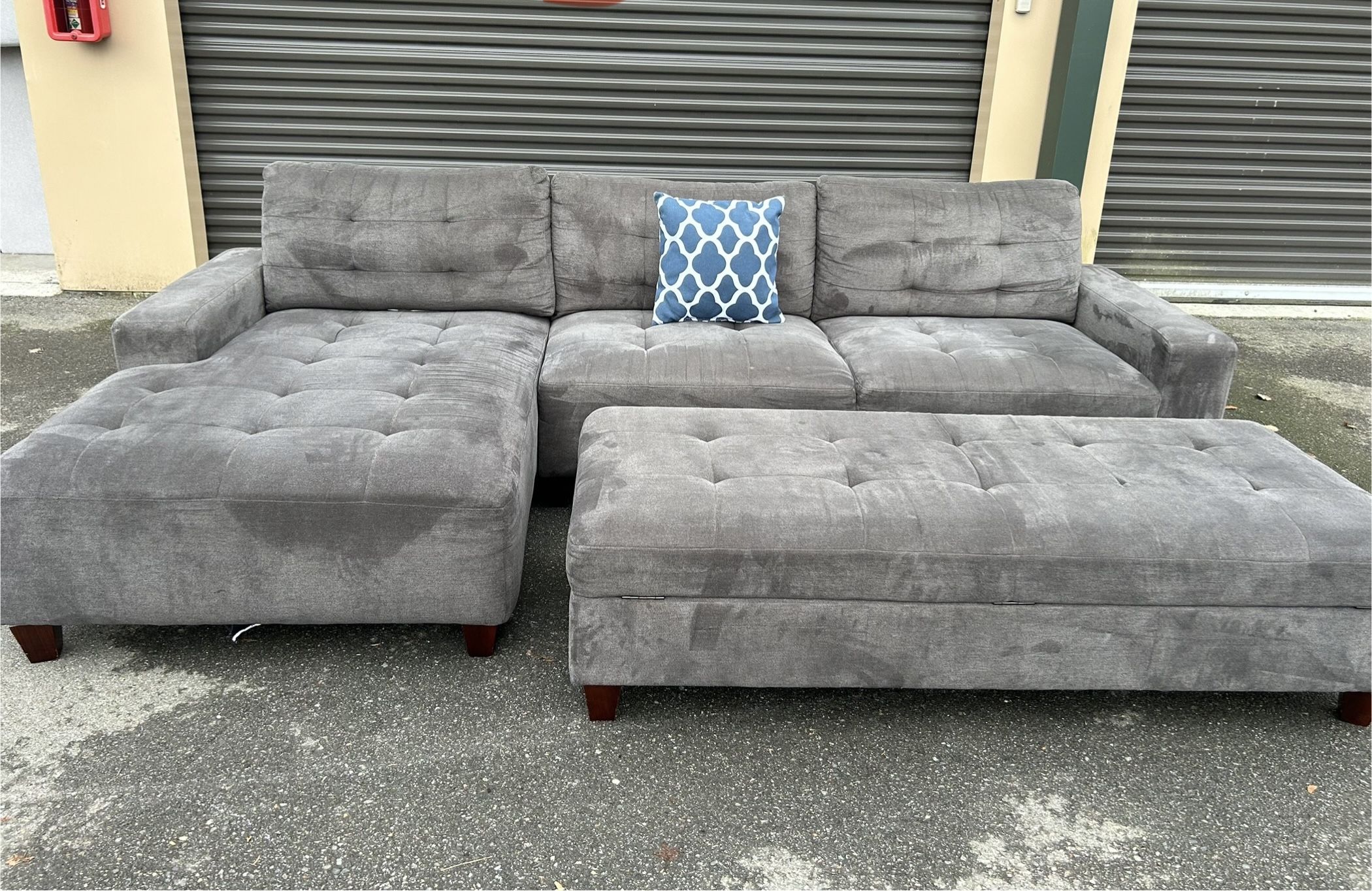 Sectional Couch 