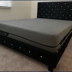 BRAND NEW QUEEN/TWIN SIZE BED QUEEN $345 TWIN SIZE $295 PAY AT DELIVERY