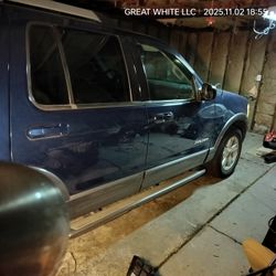 2005 Ford Explorer