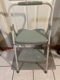 2-step Step Ladder