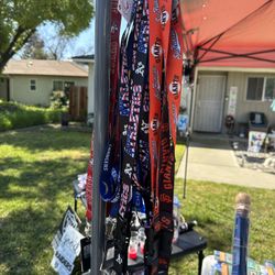 NFL MLB Sports Lanyards Keychains 