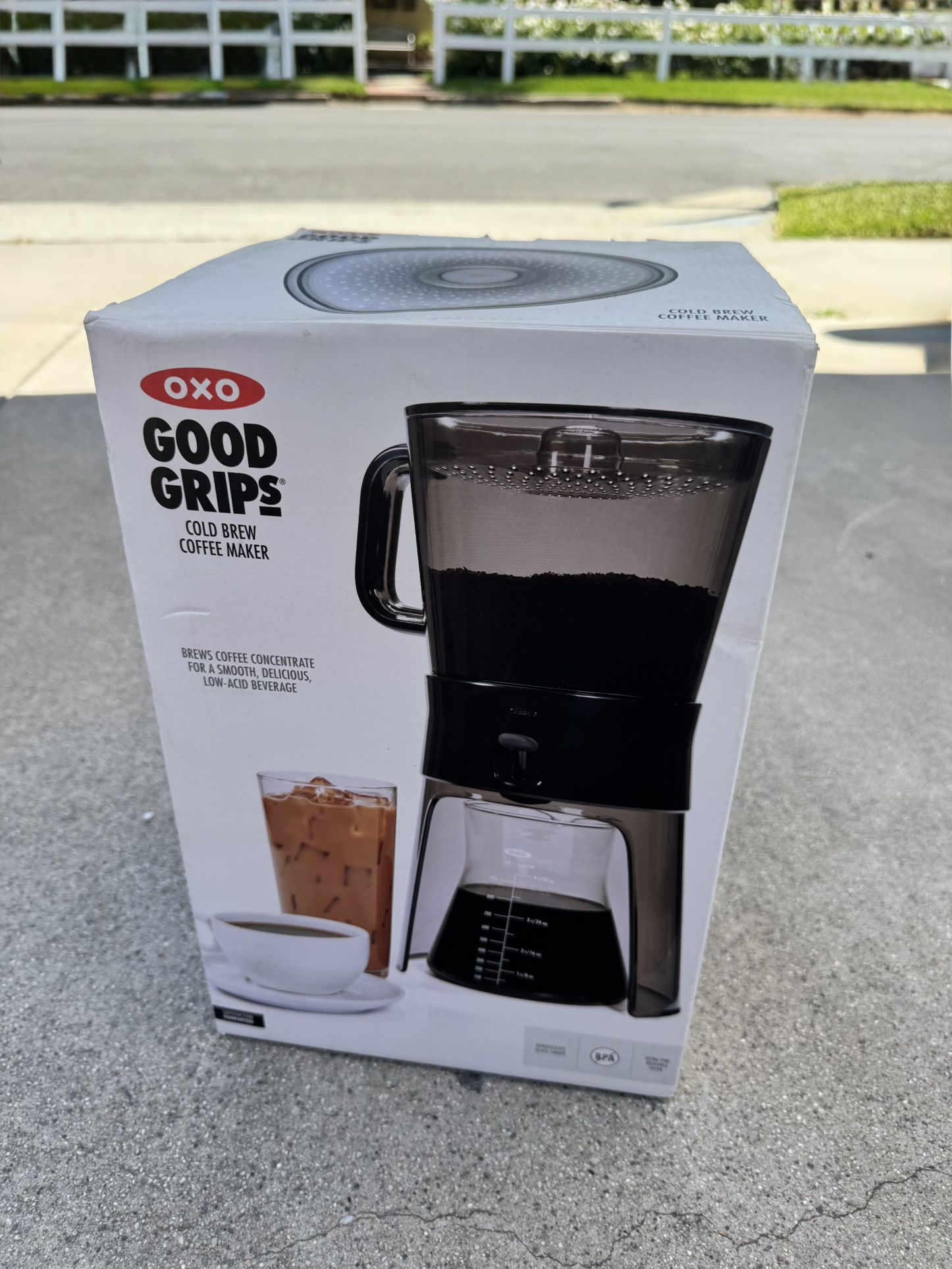 Cold brew coffee maker