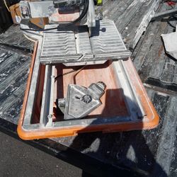 Wet Saw, Mixer, And Hand Cutter Combo