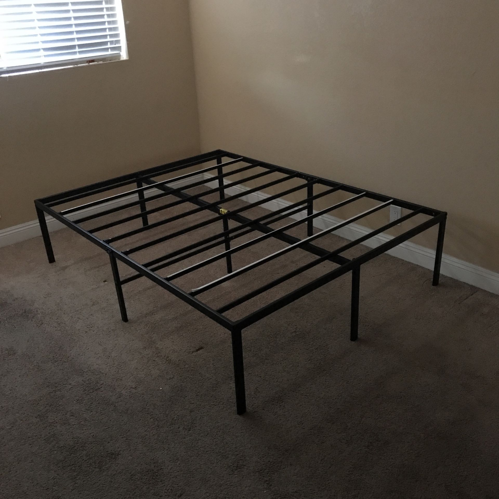 Queen Sized Metal Bed frame