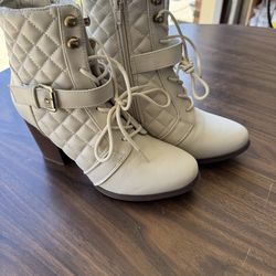 Women’s boots