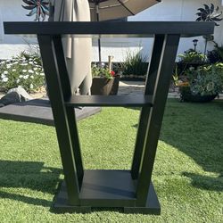 Newport V Console with Shelves 