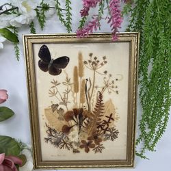 Vintage Pressed Botanical Wall Art – Set of 2