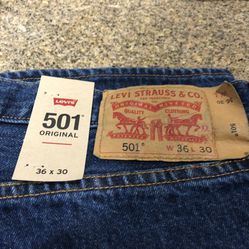 501 LEVIS  Original Mens Jeans 36x30  Button Fly Straight Leg / 550 LEVIS Relaxed Fit Blue Denim Jeans