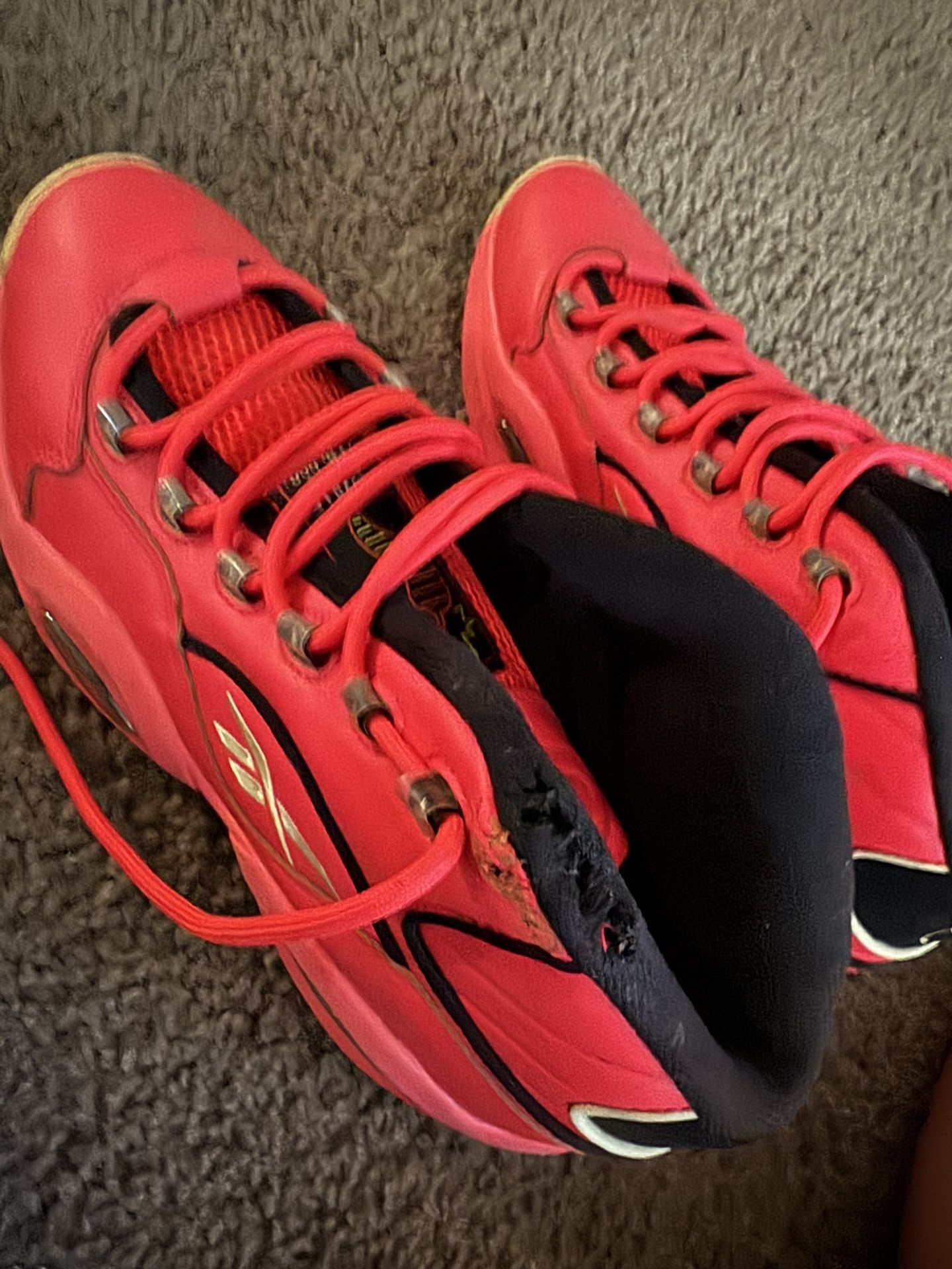 Reebok Question Mid x Hot Ones “The Last Dab” (Neon Cherry / Black / Yellow Filament)