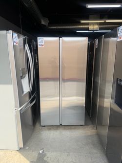Samsung Refurbished 28 Cu Ft Side By Side Refrigerator with Icemaker Only - Stainless Steel ‼️