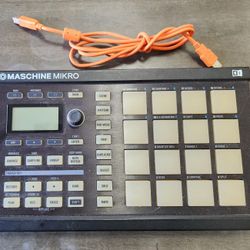 Native Instruments Maschine Mikro MK1 MIDI Controller

