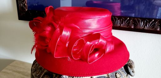 Fancy Wedding Derby Ruby Red Fashion Hat