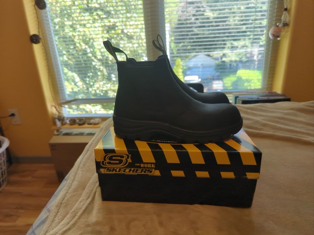 Sketchers For Work 7.5