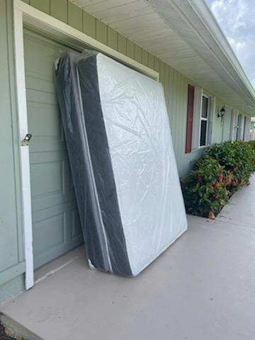 Mattresses: twin, full , queen regular , Colchon Nuevo Colchones plush or pillow top available cama bed mattress