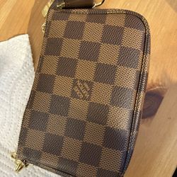 LV Mini Pochette  Authentic 