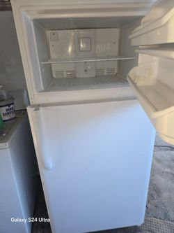 Frigidaire Fridge Apt Size 30 by 66 High