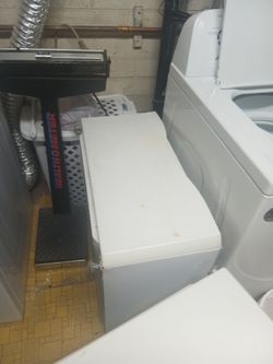 Washer and dryer bottom storage