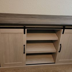 TV Stand With Barn Doors
