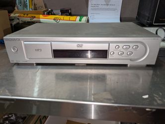Magnavox DVD CD MP3 Player MDV 430 TURNS ON NO REMOTE