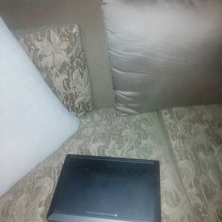 HP Envy x360 8GB Ram, Windows 10, No product key