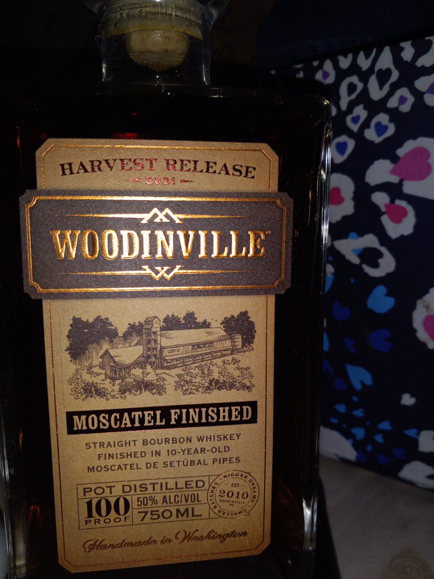 Woodinville Stright Bourbon whiskey