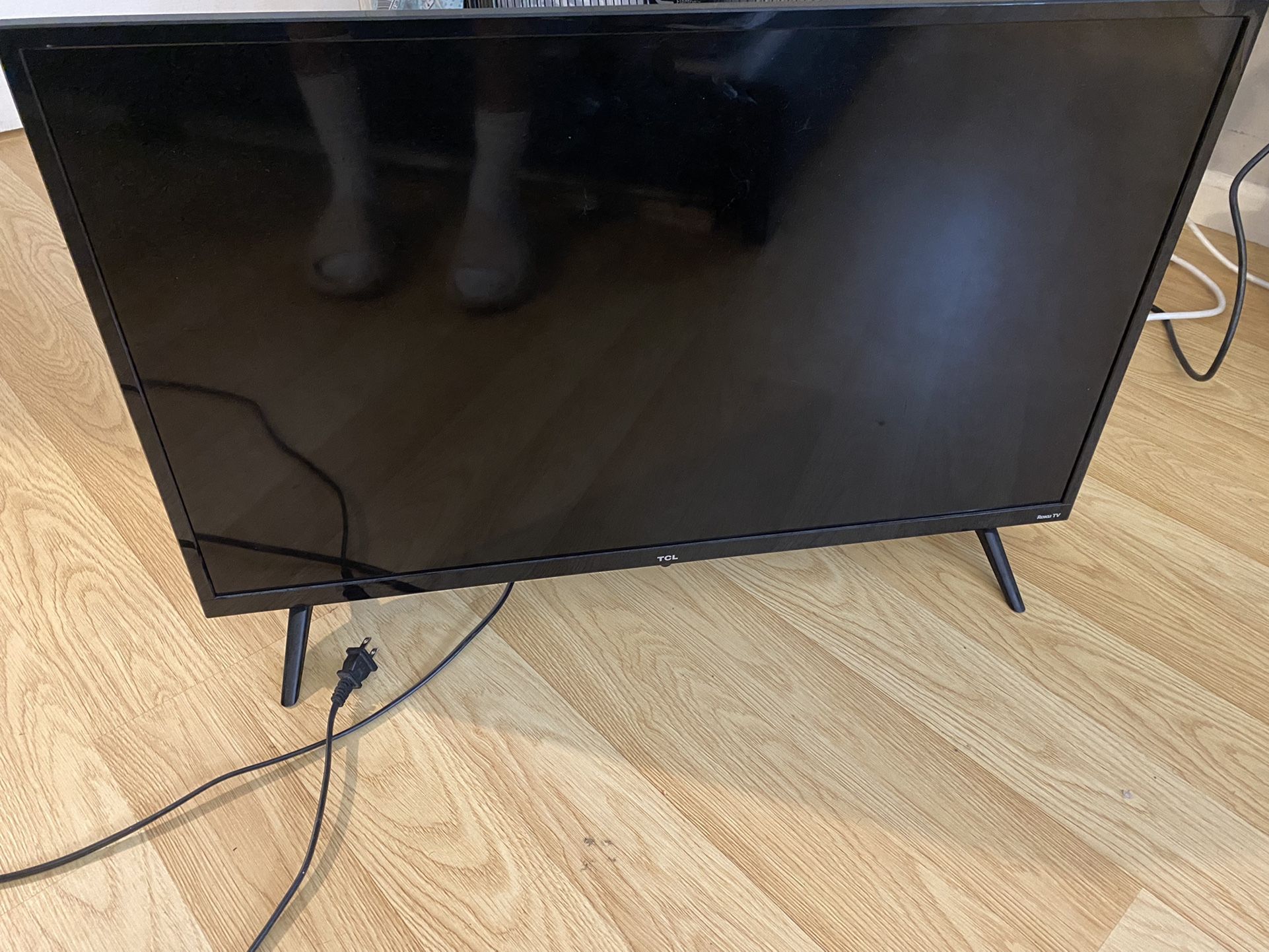 TCL Roku 32 inch