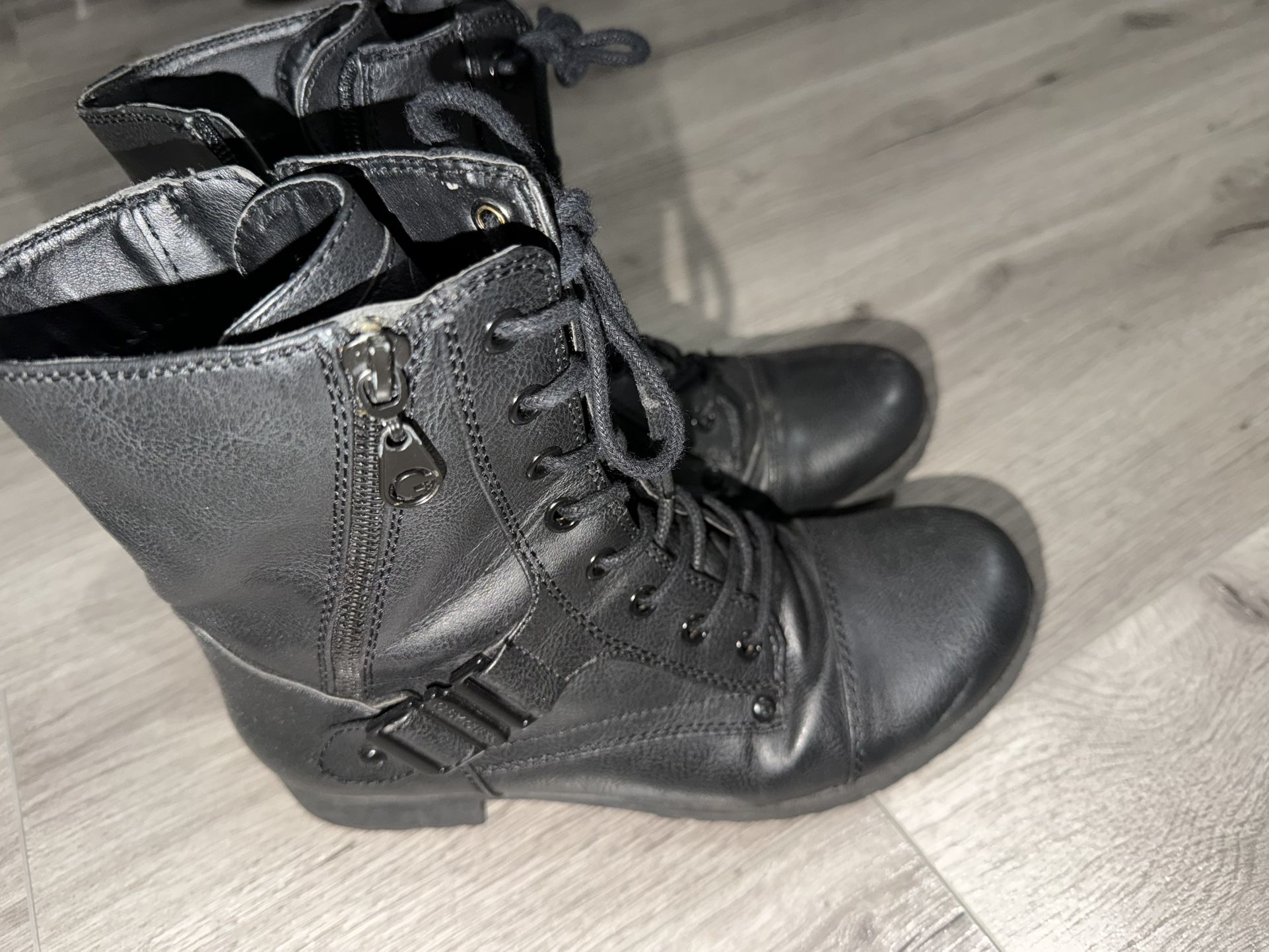 Black Combat Boots Size 7 Women