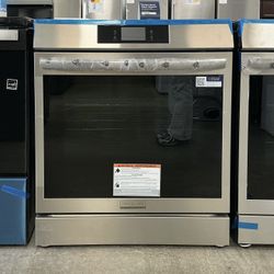 Frigidaire Gallery 30 in. 5-Burner Induction Range w/Stone-Baked Pizza & TempLock™ 