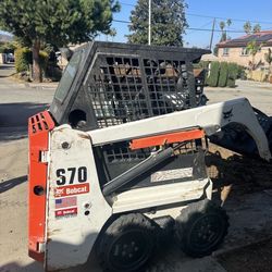 Bobcat S70 Skid Steer +nb140 Breaker+ Pallet Fork Loader +bucket
