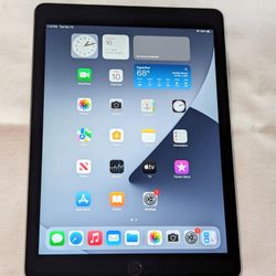 Very Nice APPLE iPad AIR 2 16GB WIFI 9.7 inch Low Price   
