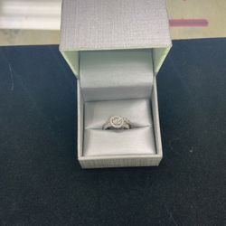 14 Karat 5.1 G Gold Wedding Ring Set