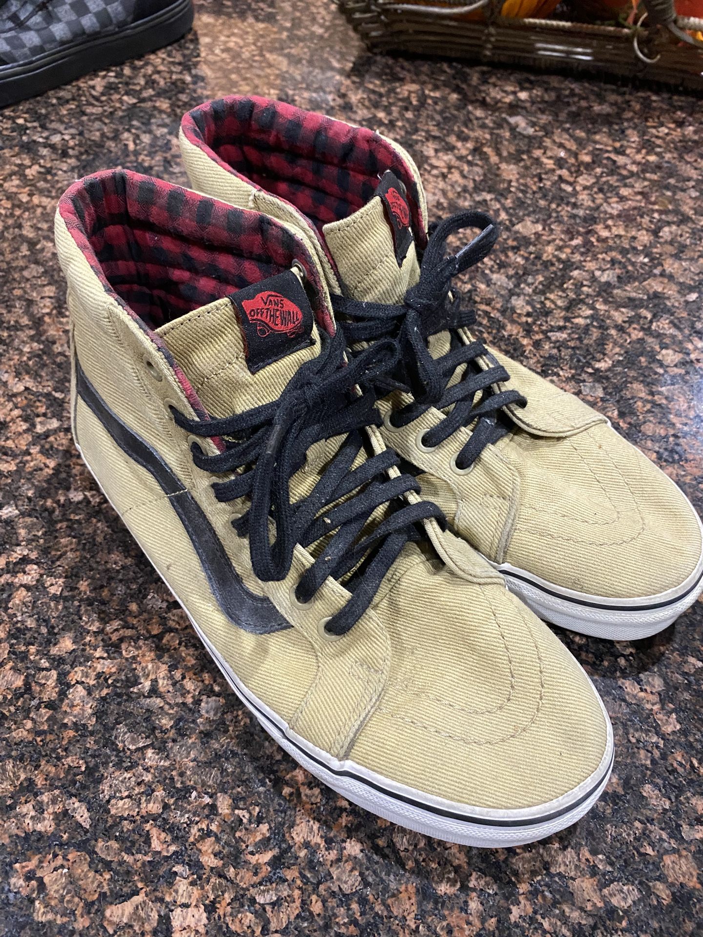 Vans Sk8 Hi Tan/flannel Inside Size 9.5