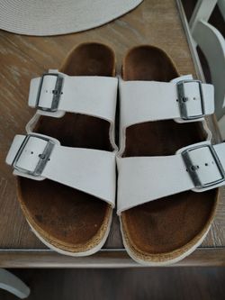 Women's Birkenstock Arizona Sandals Size 8 