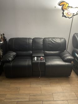 THEATER RECLINER CHAIR -LOVE SEAT 8/10 Condition