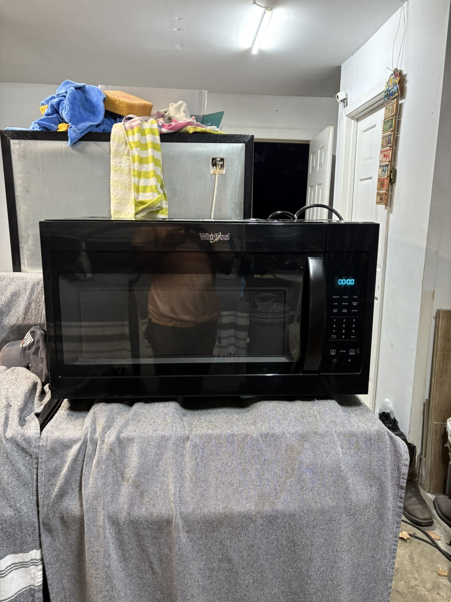 WHIRPOOL 2024  OVER THE RANGE MICROWAVE 30 INCHES 
