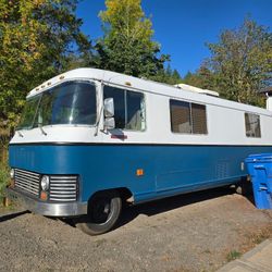 1976 Revcon (Airstream) 250D