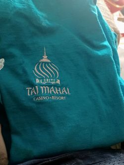 TRUMP TAJ MAHAL XL 100% COTTON WOMANS SHIRT COLOR TEAL